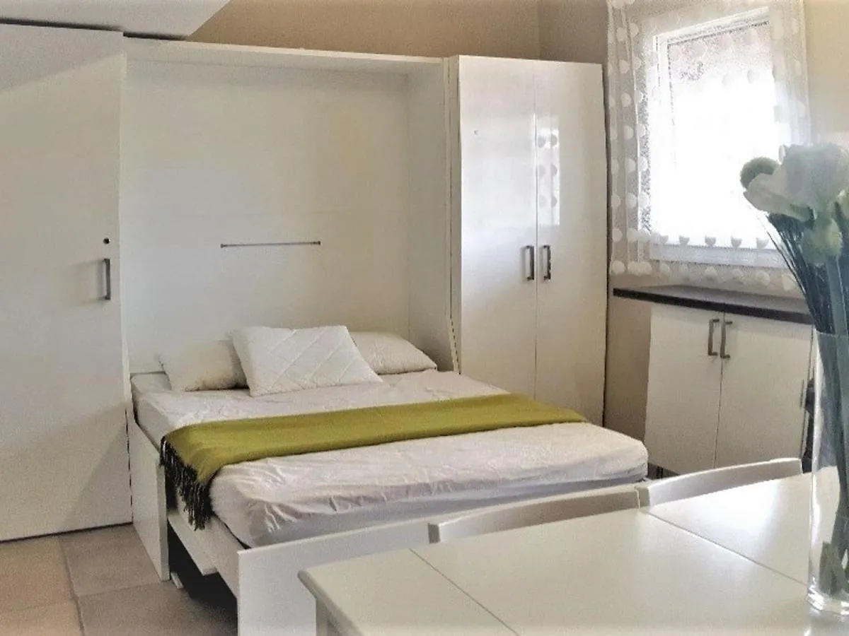 Appartement Proche Plage, Climatise, 5 Pers - Sainte-Maxime - Fr-1-226-427 0*,  France